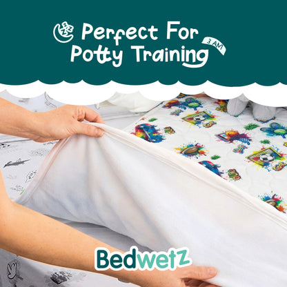 Perfect for potty training: lifting the Graffiti pad off a bed for a quick change