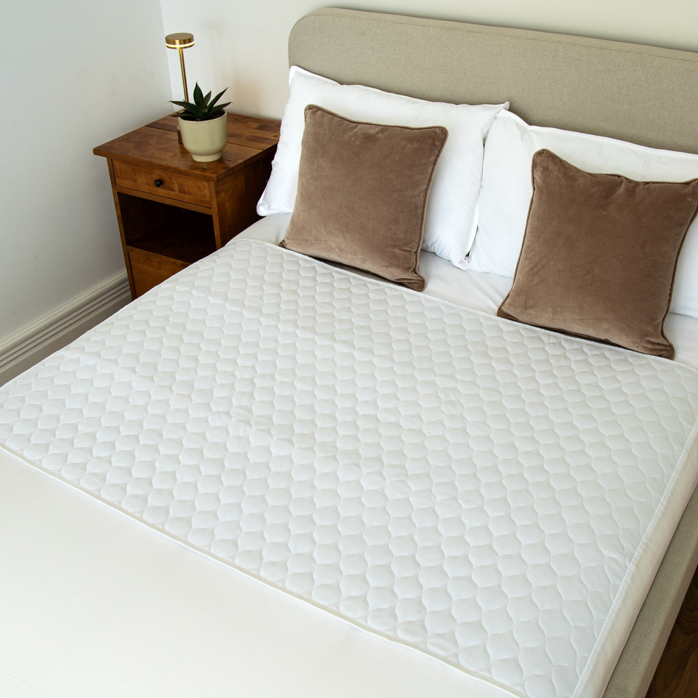Darby Bedding waterproof mattress protector for adults